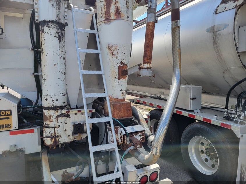 2007 Cei pacer Trailer VIN 1C9FA362871257696 IAAI salvage auction — NORMAL WEAR, Original (Maine), sold $2,600 on 2026-08-20 (photo 7)