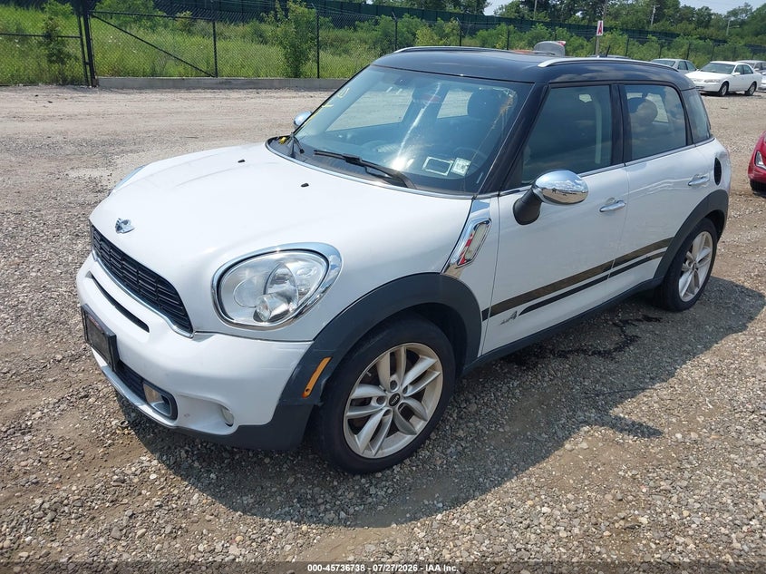 2013 Mini Countryman VIN WMWZC5C55DWP34927 IAAI salvage auction — NORMAL WEAR, Clear (New York), sold $475 on 2026-08-04 (photo 2)