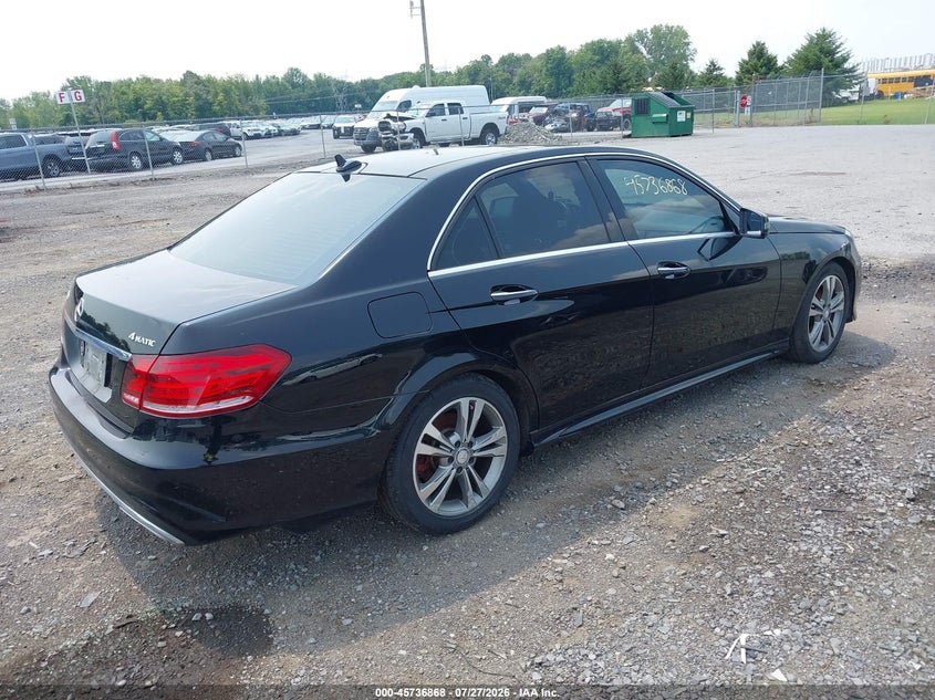 2014 Mercedes-benz E-klasse VIN WDDHF8JB6EA960625 IAAI salvage auction — NORMAL WEAR, Clear (New Jersey), sold $1,550 on 2026-08-06 (photo 4)