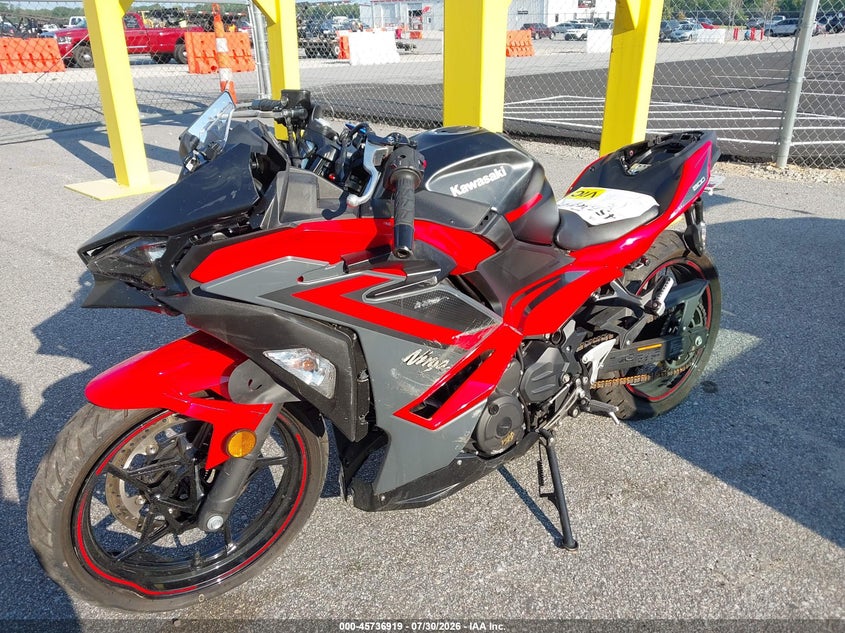 2024 Kawasaki Ninja VIN ML5EXGG11RDA20723 IAAI salvage auction — FRONT END, Salvage (South Carolina), sold $600 on 2026-09-16 (photo 2)