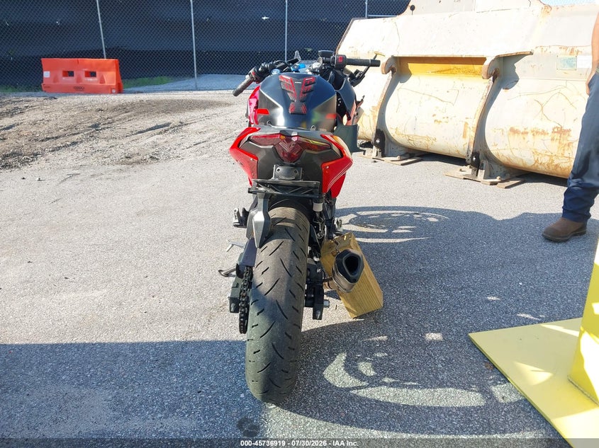 2024 Kawasaki Ninja VIN ML5EXGG11RDA20723 IAAI salvage auction — FRONT END, Salvage (South Carolina), sold $600 on 2026-09-16 (photo 6)