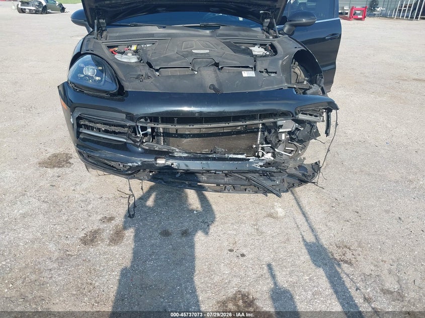 2020 Porsche Cayenne VIN WP1AA2AY5LDA04476 IAAI salvage auction — FRONT END, Wait Title, sold $11,000 on 2026-08-25 (photo 6)