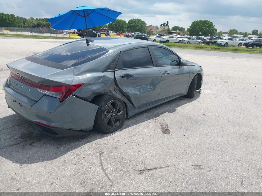 2021 Hyundai Elantra VIN KMHLM4AG3MU141644 IAAI salvage auction — NORMAL WEAR, Clear (Florida), sold $2,700 on 2026-07-30 (photo 4)