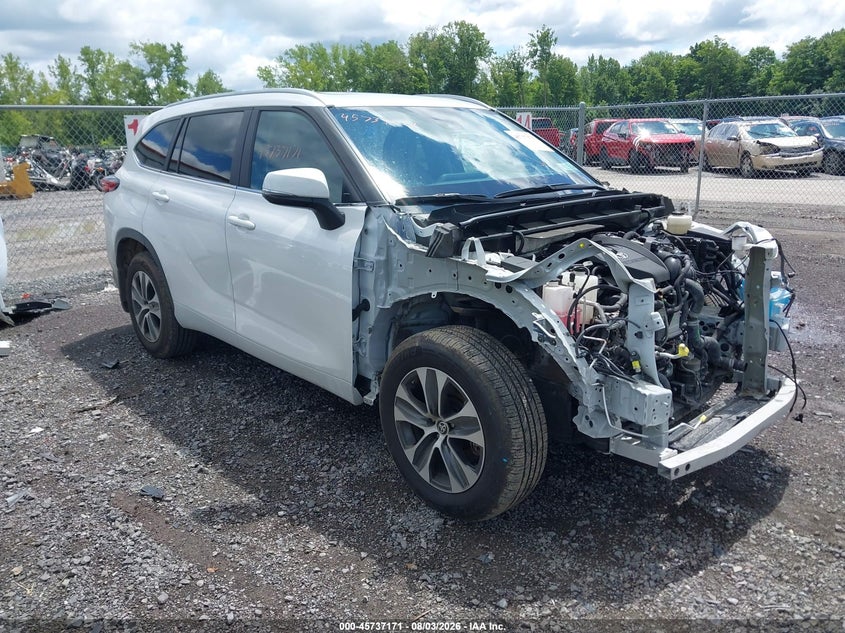 2023 Toyota Highlander VIN 5TDKDRBH0PS515477 — IAAI salvage auction photo