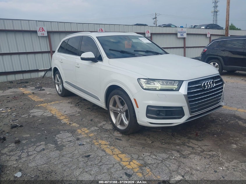 2019 Audi Q7 VIN WA1VABF70KD037283 — IAAI salvage auction photo