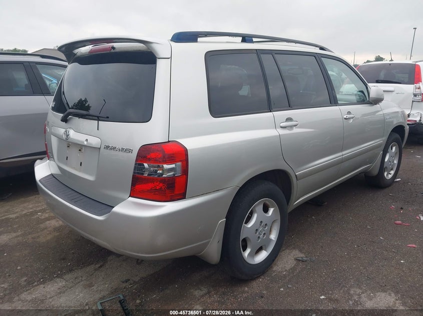 2004 Toyota Highlander VIN JTEEP21A440050034 IAAI salvage auction — NORMAL WEAR, Clear (Indiana), sold $200 on 2026-07-30 (photo 4)