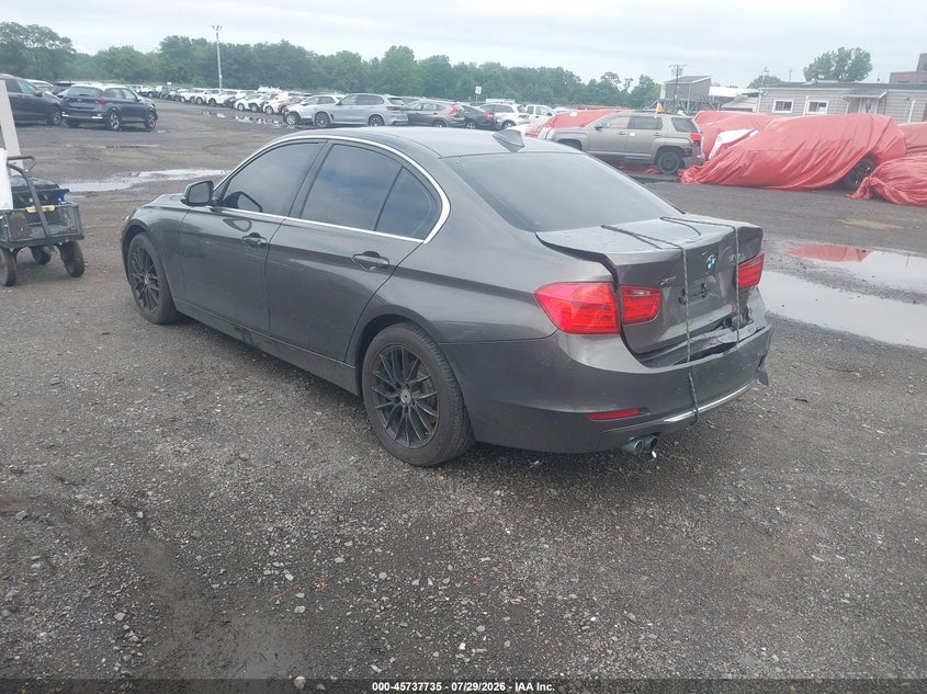 2014 BMW 3er VIN WBA3B5C50EP544246 IAAI salvage auction — REAR END, Salvage (Idaho), sold $1,500 on 2026-08-19 (photo 3)