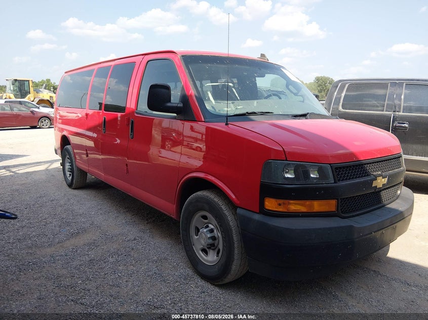 2020 Chevrolet Express 2500 VIN 1GAZGNFP4L1256377 — IAAI salvage auction photo
