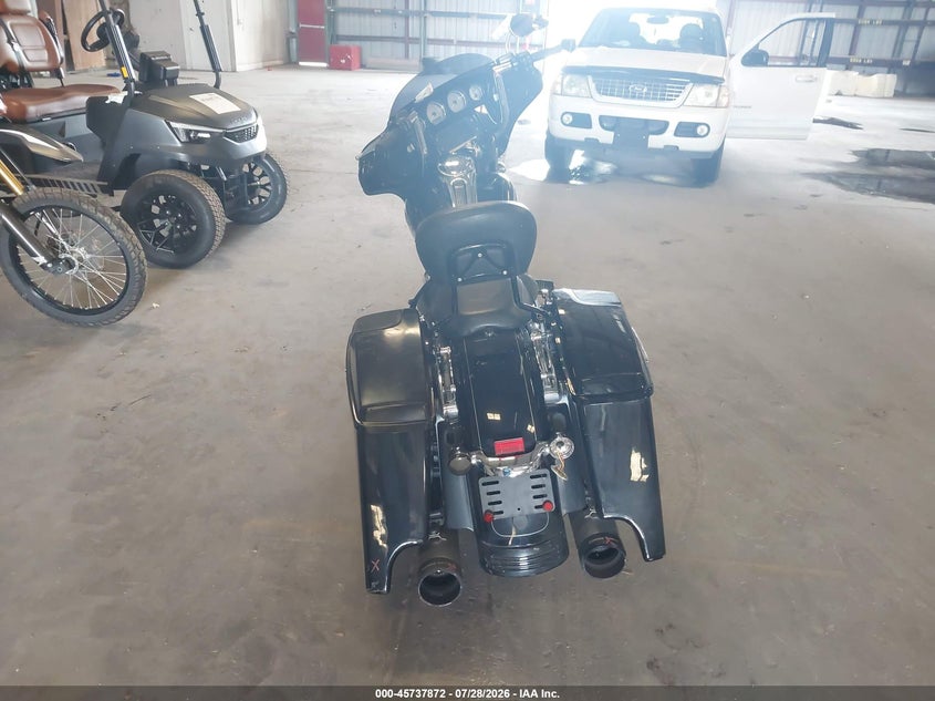 2014 Harley-davidson Street glide VIN 1HD1KRM10EB702688 IAAI salvage auction — REAR END, Rebuildable (Florida), sold $3,250 on 2026-09-11 (photo 6)