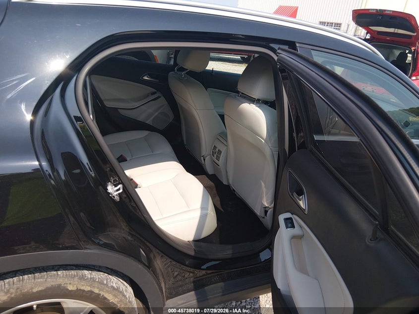 2018 Mercedes-benz Gla-class VIN WDCTG4EB6JJ369252 IAAI salvage auction — NORMAL WEAR, Clear (California), sold $5,600 on 2026-08-14 (photo 8)