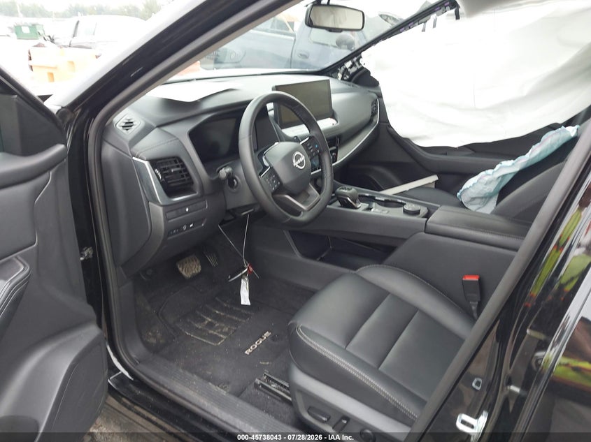 2026 Nissan Rogue VIN 5N1BT3CB6TC767414 IAAI salvage auction — SIDE, Enterprise Vehicles Clear Only (West Virginia), sold $10,950 on 2026-07-31 (photo 5)