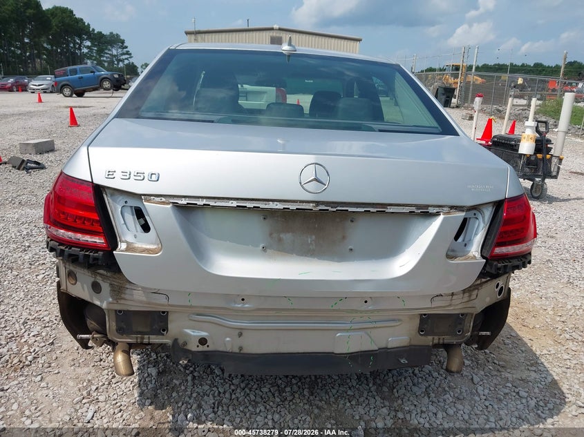 2014 Mercedes-benz E-klasse VIN WDDHF5KB2EA865119 IAAI salvage auction — REAR END, Salvage Title, sold $2,350 on 2026-08-16 (photo 6)