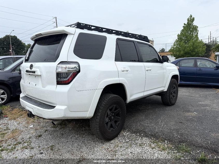 2017 Toyota 4runner VIN JTEBU5JR5H5441916 IAAI salvage auction — NORMAL WEAR, Clear (Washington), sold $25 on 2026-07-29 (photo 4)