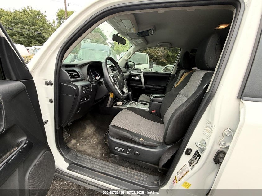 2017 Toyota 4runner VIN JTEBU5JR5H5441916 IAAI salvage auction — NORMAL WEAR, Clear (Washington), sold $25 on 2026-07-29 (photo 5)