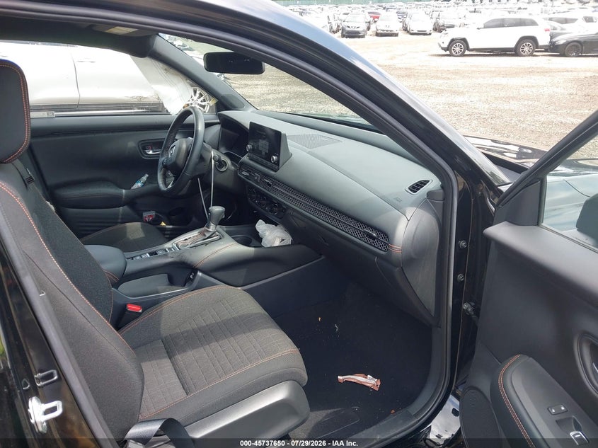 2023 Honda Hr-v VIN 3CZRZ2H52PM729093 IAAI salvage auction — LEFT SIDE, Salvage Title, sold $8,950 on 2026-08-25 (photo 5)