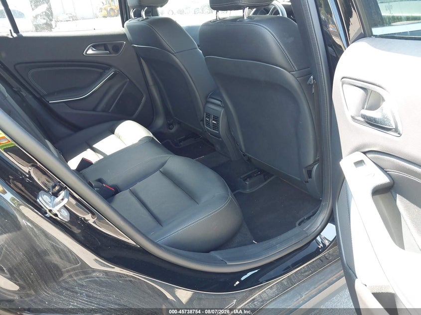 2019 Mercedes-benz Gla-klasse VIN WDCTG4GB0KU009150 IAAI salvage auction — REAR END, Salvage (Connecticut), sold $6,800 on 2026-08-27 (photo 8)