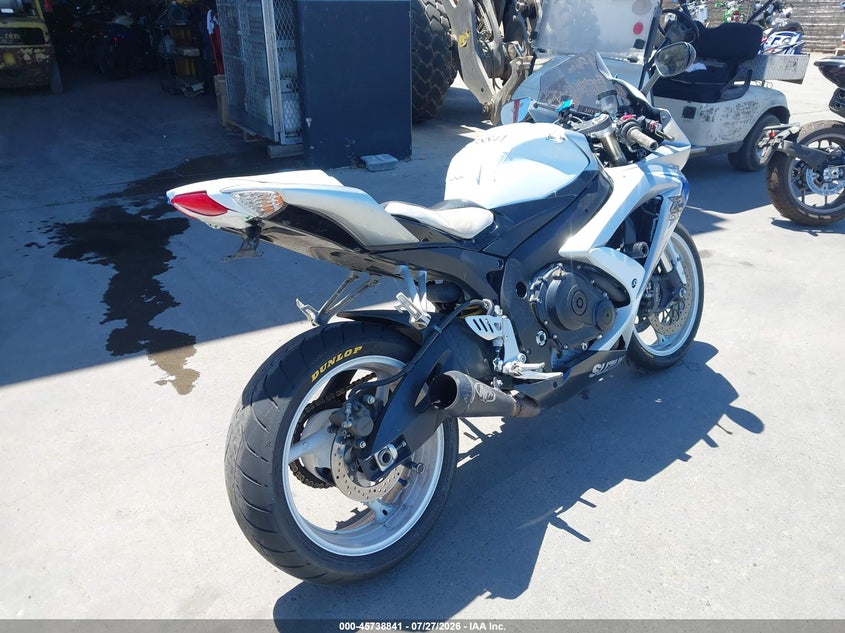 2008 Suzuki Gsx-r600 VIN JS1GN7EA782110547 IAAI salvage auction — RIGHT SIDE, Clear - Dealer Only (California), sold $2,850 on 2026-09-12 (photo 4)