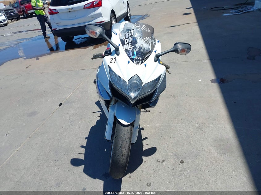 2008 Suzuki Gsx-r600 VIN JS1GN7EA782110547 IAAI salvage auction — RIGHT SIDE, Clear - Dealer Only (California), sold $2,850 on 2026-09-12 (photo 5)