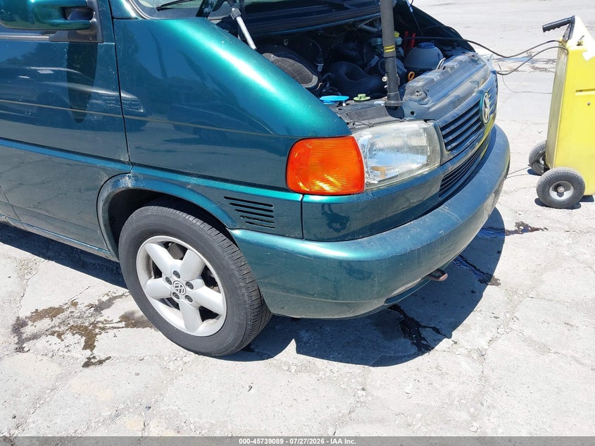 2002 Volkswagen Eurovan VIN WV2KB47002H061841 IAAI salvage auction — NORMAL WEAR, Clear - Dealer Only (California), sold $225 on 2026-08-03 (photo 6)