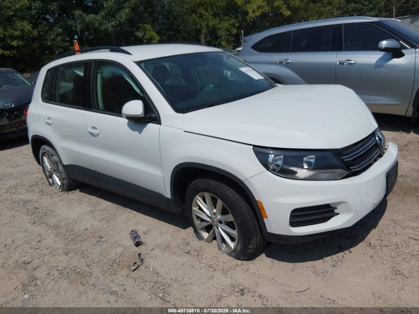 2017 Volkswagen Tiguan VIN WVGBV7AX4HK043623 IAAI salvage auction — LEFT FRONT, Salvage Title, sold $1,300 on 2026-08-19 (photo 1)