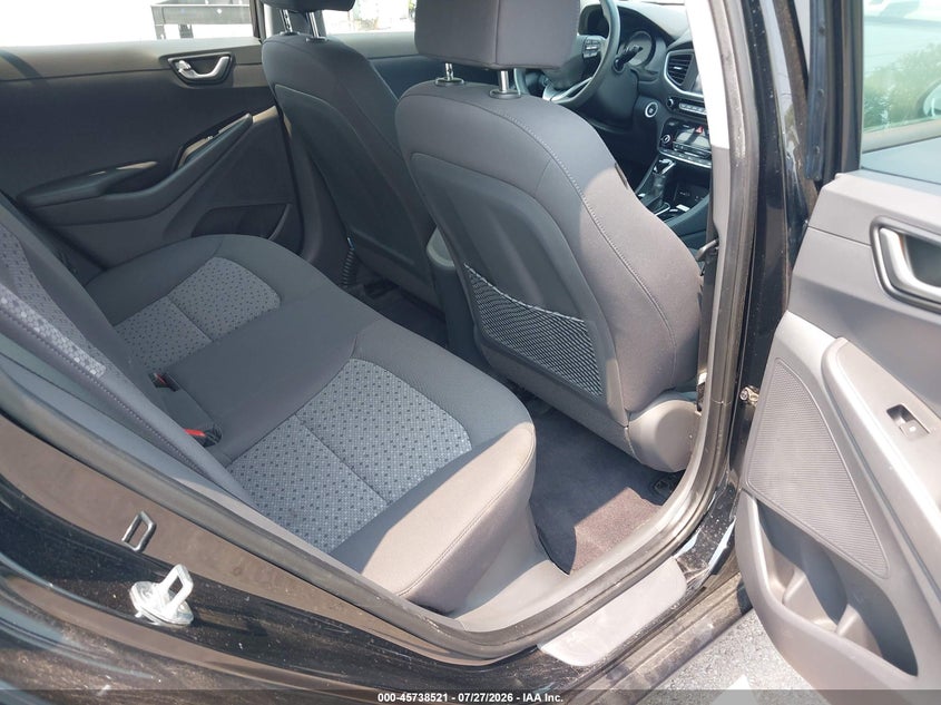 2018 Hyundai Ioniq hybrid VIN KMHC65LC5JU076575 IAAI salvage auction — NORMAL WEAR, Sf97 (New York), sold $7,650 on 2026-08-20 (photo 8)
