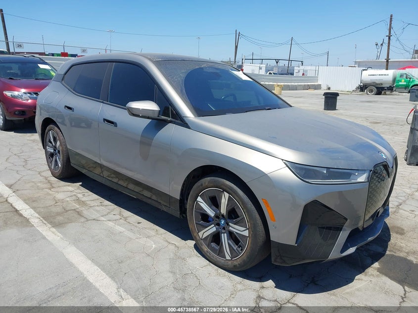 2024 BMW Ix VIN WB523CF00RCN59368 — IAAI salvage auction photo