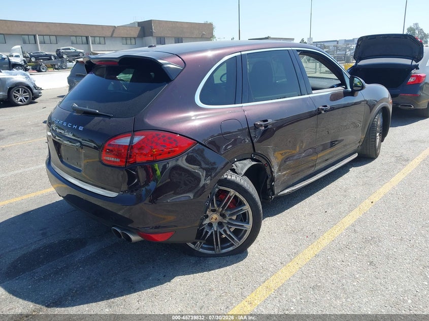 2012 Porsche Cayenne VIN WP1AC2A21CLA83401 IAAI salvage auction — SIDE, Salvage Title, sold $3,450 on 2026-08-12 (photo 4)