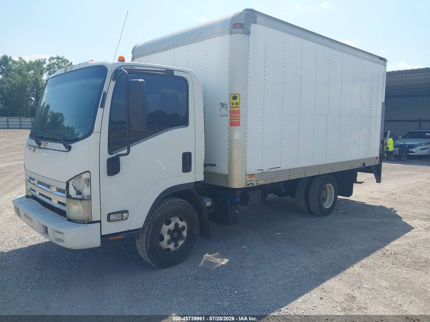 2011 Isuzu Npr VIN JALB4W172B7401408 IAAI salvage auction — NORMAL WEAR, Clear (Tennessee), sold $10,500 on 2026-08-15 (photo 2)