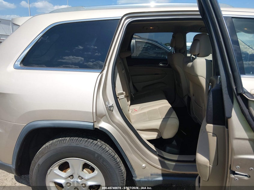 2014 Jeep Grand cherokee VIN 1C4RJEAG5EC160183 IAAI salvage auction — NORMAL WEAR, Salvage Title, sold $2,400 on 2026-08-02 (photo 8)