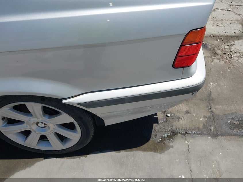 1998 BMW 3 series VIN WBACD4326WAV64600 IAAI salvage auction — NORMAL WEAR, Clear - Dealer Only (California), sold $725 on 2026-08-03 (photo 6)