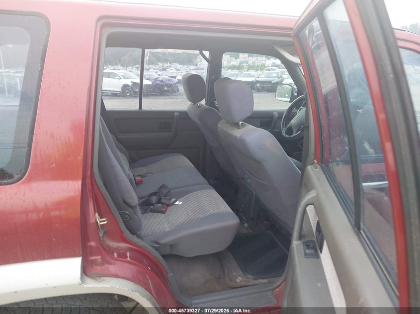 1998 Isuzu Trooper VIN JACDJ58X3W7903738 IAAI salvage auction — NORMAL WEAR, Clear (North Carolina), sold $450 on 2026-07-31 (photo 8)