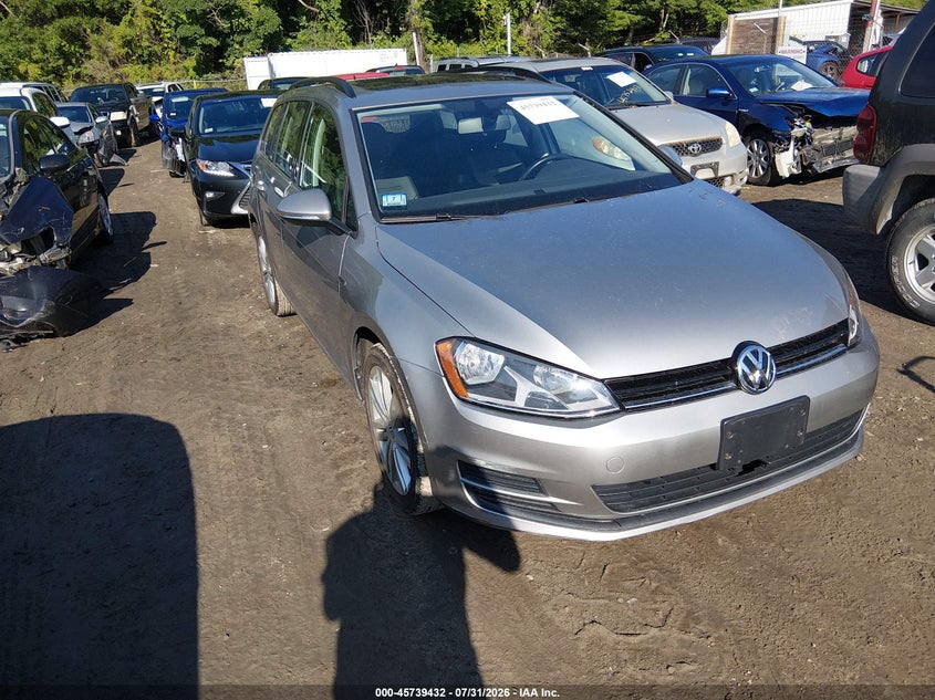 2016 Volkswagen Golf sportsvan VIN 3VWC17AU0GM522071 IAAI salvage auction — NORMAL WEAR, Salvage Title, sold $9,625 on 2026-08-11 (photo 1)