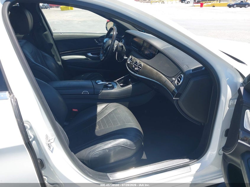 2016 Mercedes-benz S-klasse VIN WDDUG8CB0GA227210 IAAI salvage auction — RIGHT REAR, Salvage Title, sold $15,900 on 2026-08-12 (photo 5)
