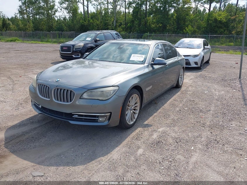 2014 BMW 7er VIN WBAYE8C55ED134882 IAAI salvage auction — NORMAL WEAR, Clear (Florida), sold $1,150 on 2026-08-04 (photo 2)