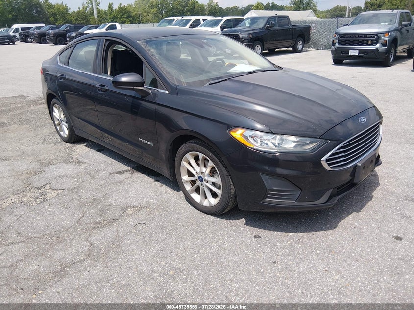 2019 Ford Fusion VIN 3FA6P0LU2KR100422 IAAI salvage auction — NORMAL WEAR, SF97 (Maryland), sold $9,200 on 2026-09-08 (photo 1)