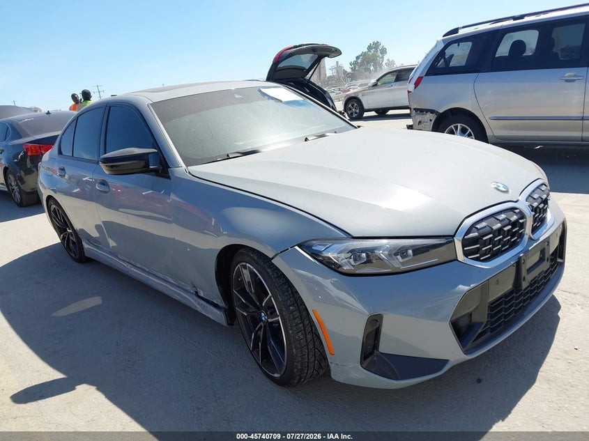 2024 BMW 3er VIN 3MW49FS05R8E83105 IAAI salvage auction — LEFT SIDE, Salvage Title, sold $22,450 on 2026-08-19 (photo 1)