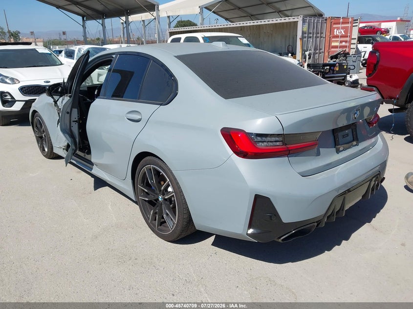 2024 BMW 3er VIN 3MW49FS05R8E83105 IAAI salvage auction — LEFT SIDE, Salvage Title, sold $22,450 on 2026-08-19 (photo 3)