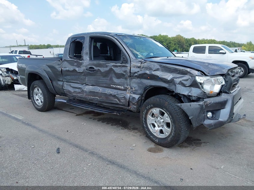 2014 Toyota Tacoma VIN 5TFUU4EN6EX107358 — IAAI salvage auction photo