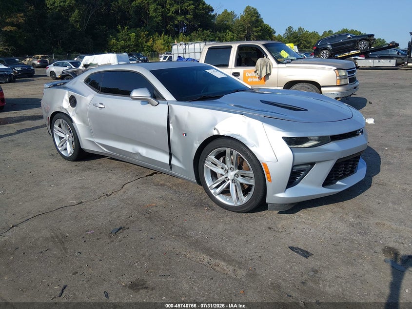 2018 Chevrolet Camaro VIN 1G1FF1R72J0105373 — IAAI salvage auction photo