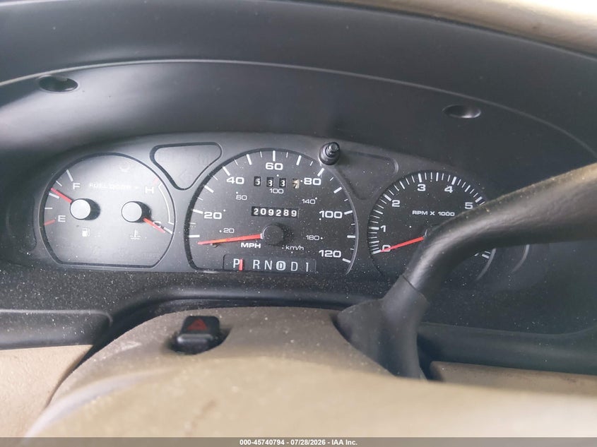 2001 Mercury Sable VIN 1MEFM59S61G613358 IAAI salvage auction — RIGHT FRONT, Bill Of Sale (Washington), sold $250 on 2026-09-09 (photo 7)
