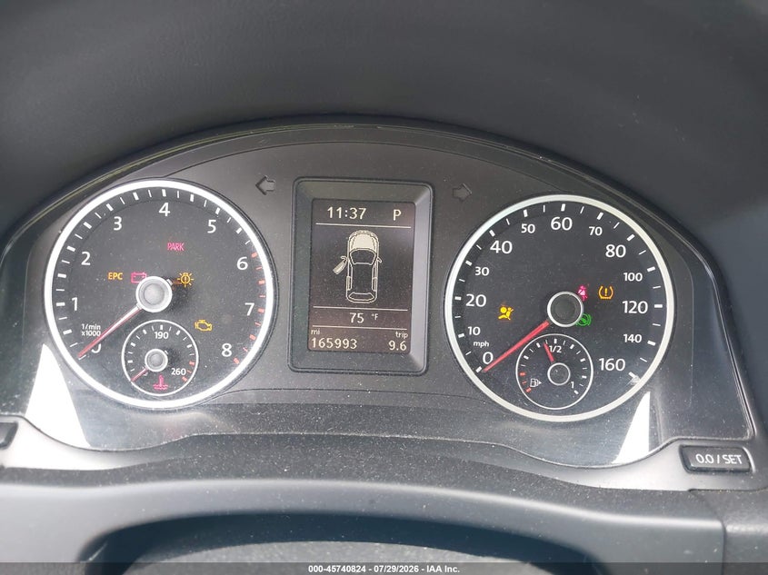 2013 Volkswagen Tiguan VIN WVGBV3AX0DW113579 IAAI salvage auction — NORMAL WEAR, Clear (Washington), sold $425 on 2026-08-05 (photo 7)