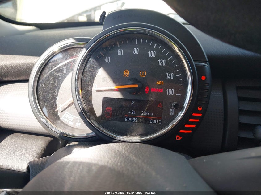 2016 Mini Hard top VIN WMWXU1C58G2E16716 IAAI salvage auction — NORMAL WEAR, Wait Title, sold $600 on 2026-08-06 (photo 7)