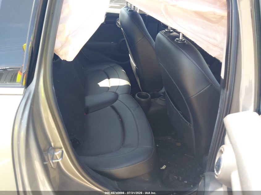 2016 Mini Hard top VIN WMWXU1C58G2E16716 IAAI salvage auction — NORMAL WEAR, Wait Title, sold $600 on 2026-08-06 (photo 8)