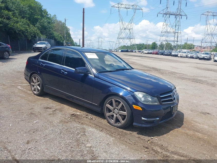 2014 Mercedes-benz C-klasse VIN WDDGF8AB6EA964914 IAAI salvage auction — UNKNOWN, Salvage Title, sold $1,500 on 2026-08-16 (photo 1)