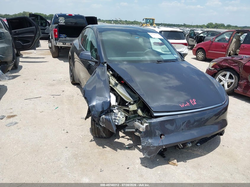2026 Tesla Model y VIN 7SAYGDEE4TA413152 IAAI salvage auction — FRONT END, Salvage Title, sold $18,800 on 2026-09-08 (photo 1)