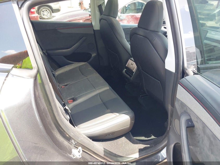 2026 Tesla Model y VIN 7SAYGDEE4TA413152 IAAI salvage auction — FRONT END, Salvage Title, sold $18,800 on 2026-09-08 (photo 8)