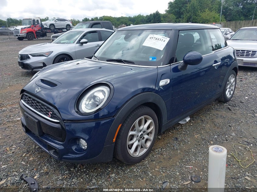 2019 Mini Hard top VIN WMWXP7C55K2A52774 IAAI salvage auction — SIDE, Salvage (Virginia), sold $4,050 on 2026-08-12 (photo 2)