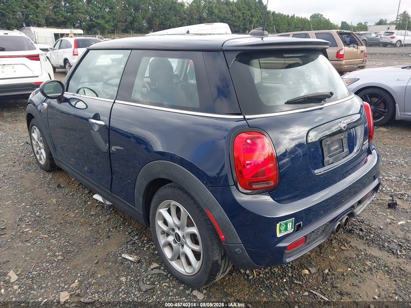 2019 Mini Hard top VIN WMWXP7C55K2A52774 IAAI salvage auction — SIDE, Salvage (Virginia), sold $4,050 on 2026-08-12 (photo 3)
