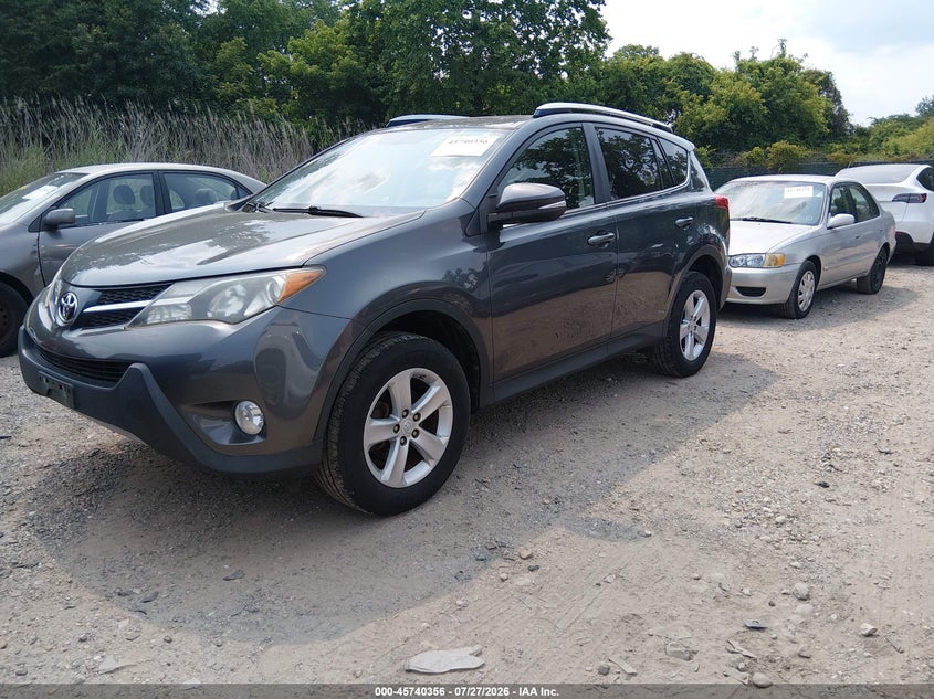 2013 Toyota Rav 4 VIN JTMRFREV6DD003286 IAAI salvage auction — NORMAL WEAR, Clear (Maryland), sold $2,750 on 2026-07-30 (photo 2)