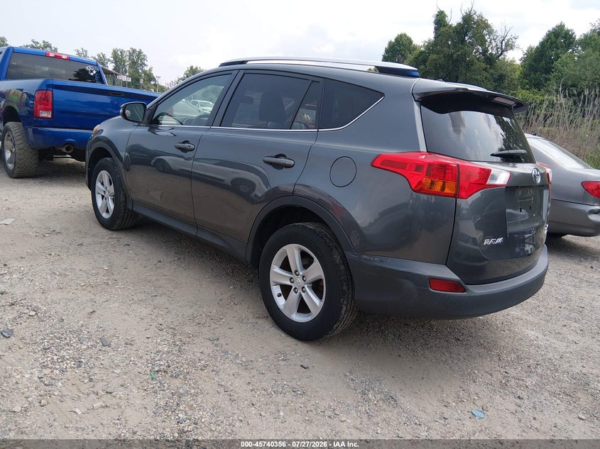 2013 Toyota Rav 4 VIN JTMRFREV6DD003286 IAAI salvage auction — NORMAL WEAR, Clear (Maryland), sold $2,750 on 2026-07-30 (photo 3)